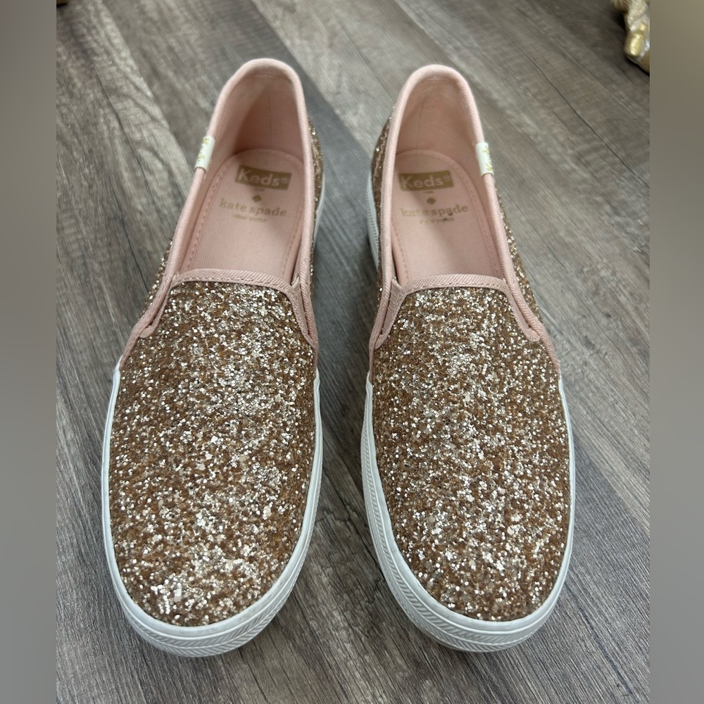Rose Gold triple decker Kate Spade Keds size 6.5